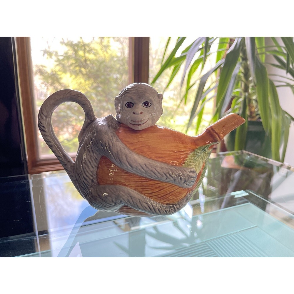 MONKEY TEAPOT MADE‎ IN ITALY - Great condition